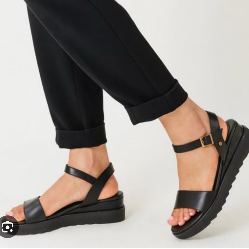 Black Leather Sandals
